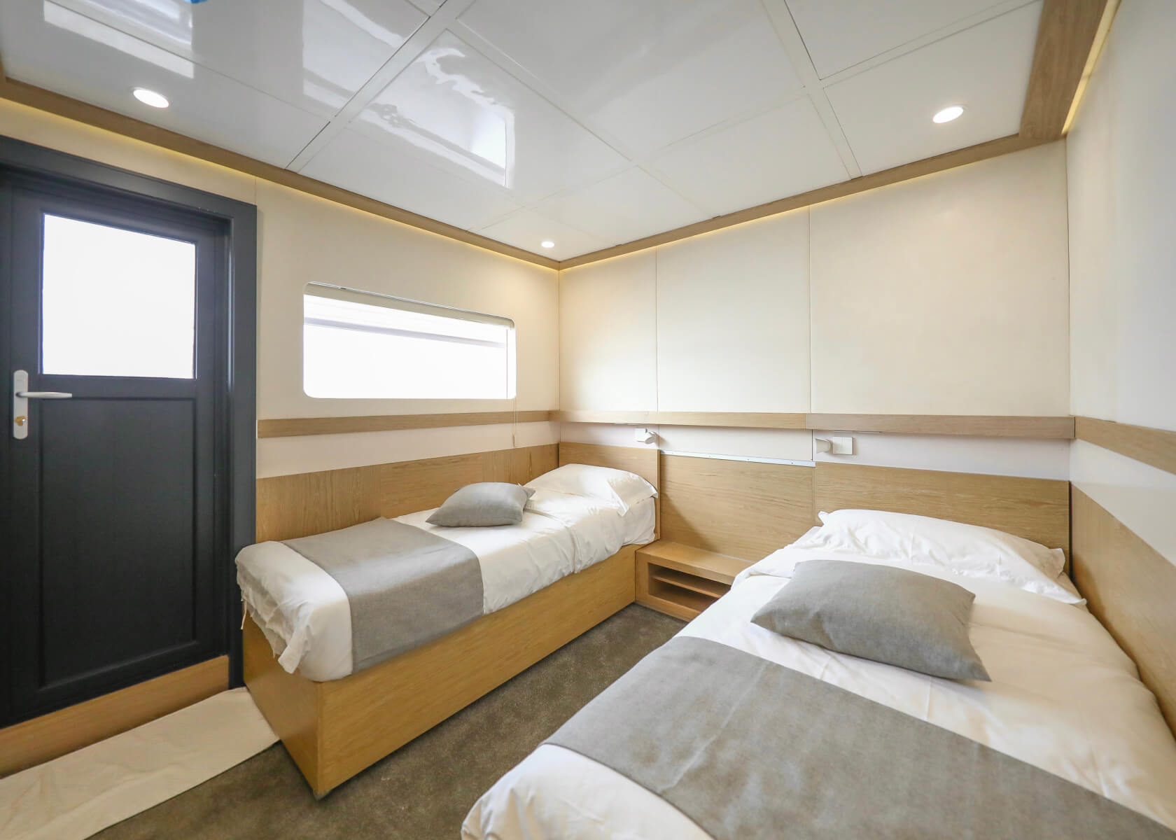 Super View Cabin with Balcony